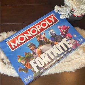 Fortnite Monopoly Board Game. Excellent Like New!